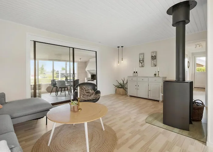 2 Bedroom Amazing In *